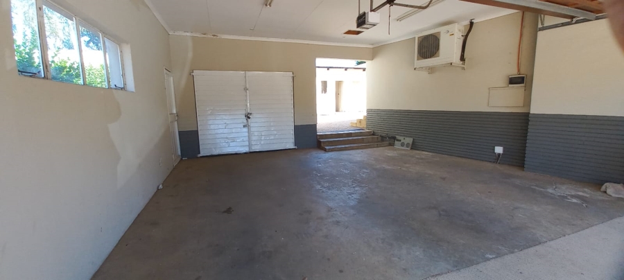 3 Bedroom Property for Sale in Roosheuwel North West